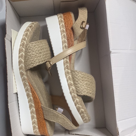 Wedges Sandals size 37 woman’s - Picture 3 of 4